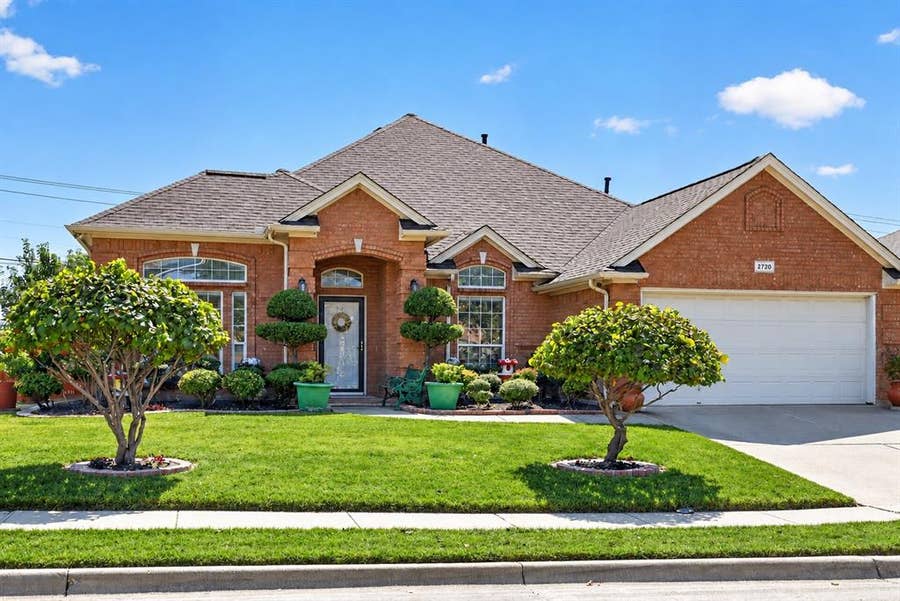 Property photo for 2720 Gray Rock Drive, Fort Worth, TX