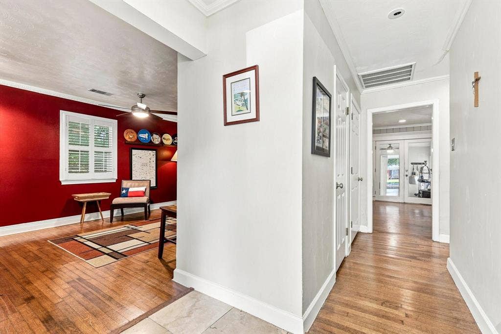 3509 Waldorf Drive, Dallas, TX 75229 3509 Waldorf Drive, Dallas, TX 75229