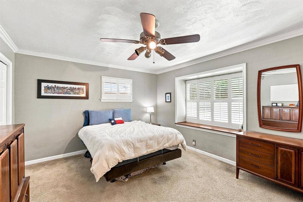 3509 Waldorf Drive, Dallas, TX 75229 3509 Waldorf Drive, Dallas, TX 75229