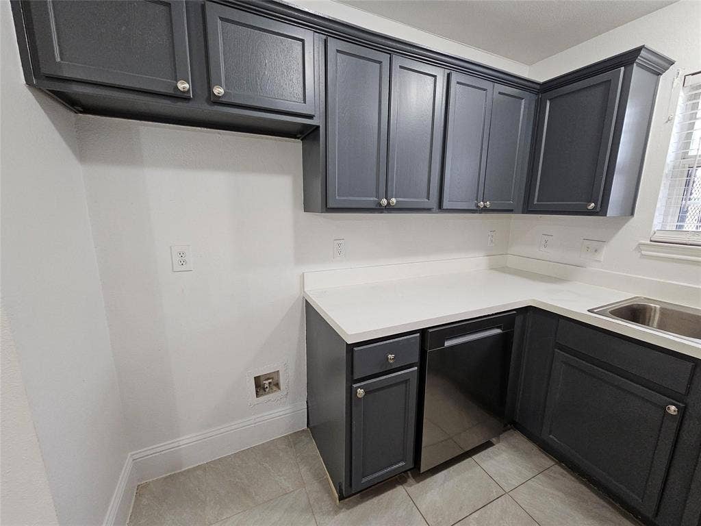 1615 Herald Street, #1613, Dallas, TX 75215 1615 Herald Street, #1613, Dallas, TX 75215