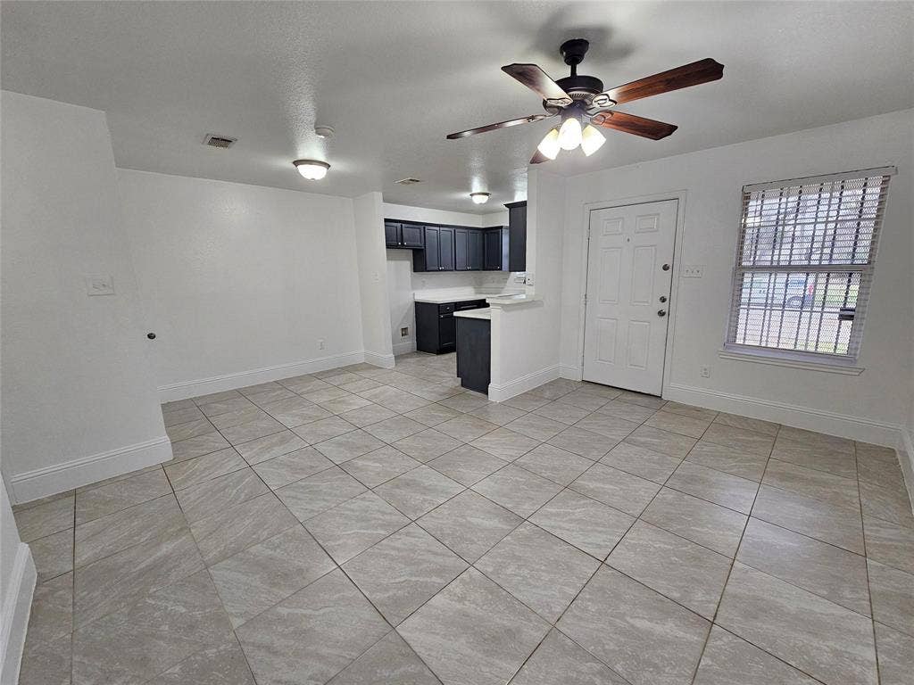 1615 Herald Street, #1613, Dallas, TX 75215 1615 Herald Street, #1613, Dallas, TX 75215