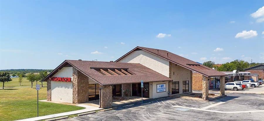 Property photo for 638 Londonderry Lane, Denton, TX