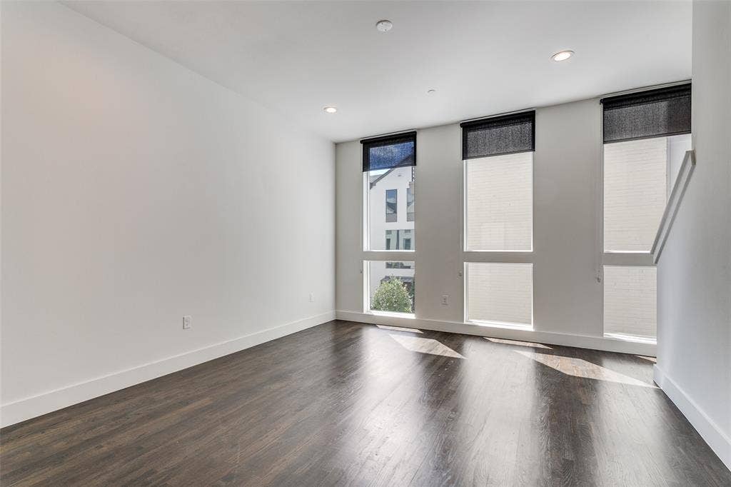 4426 Cabell Drive, #1105, Dallas, TX 75204