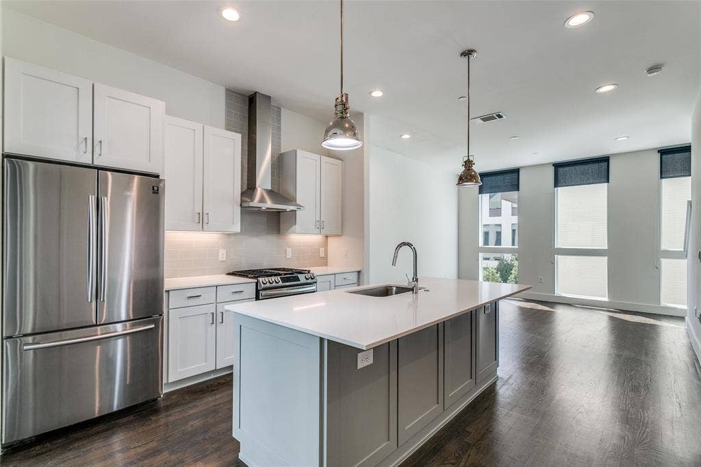 4426 Cabell Drive, #1105, Dallas, TX 75204
