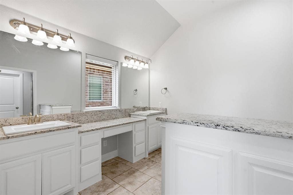 1529 8th Street, Argyle, TX 76226 1529 8th Street, Argyle, TX 76226