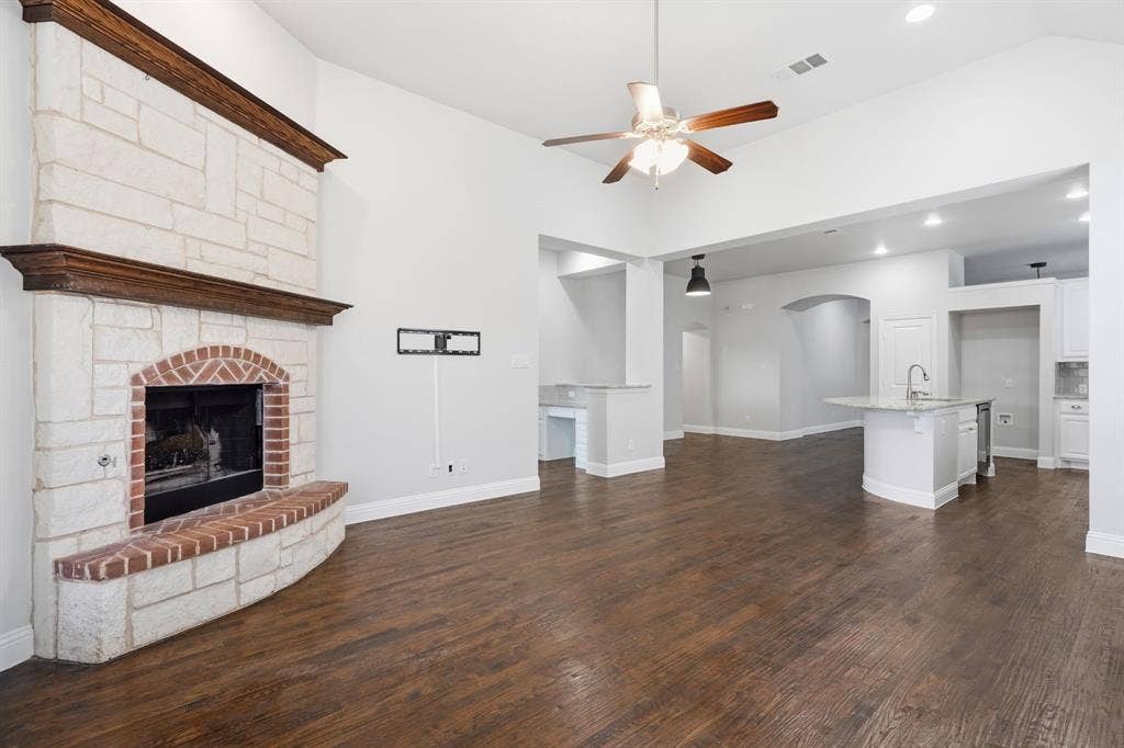 1529 8th Street, Argyle, TX 76226 1529 8th Street, Argyle, TX 76226