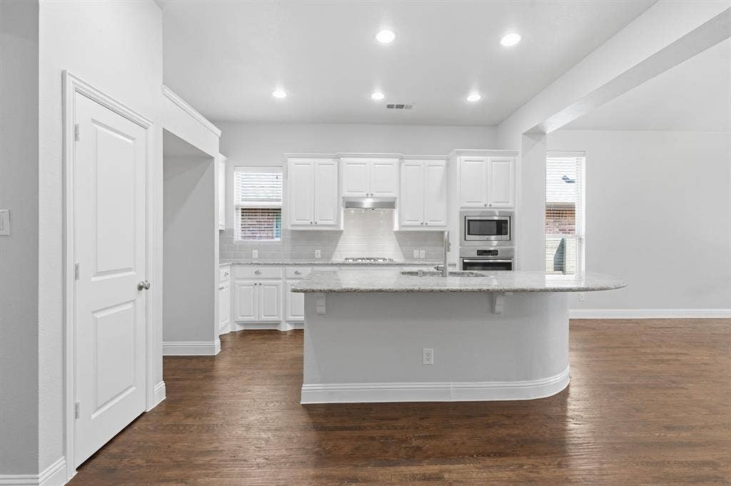 1529 8th Street, Argyle, TX 76226 1529 8th Street, Argyle, TX 76226