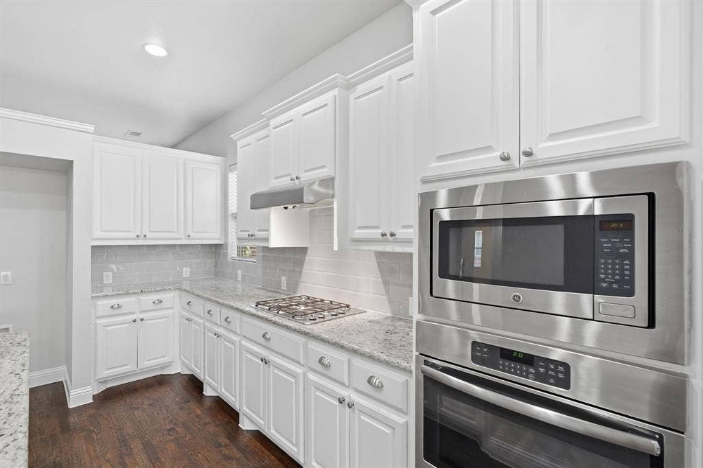 1529 8th Street, Argyle, TX 76226 1529 8th Street, Argyle, TX 76226
