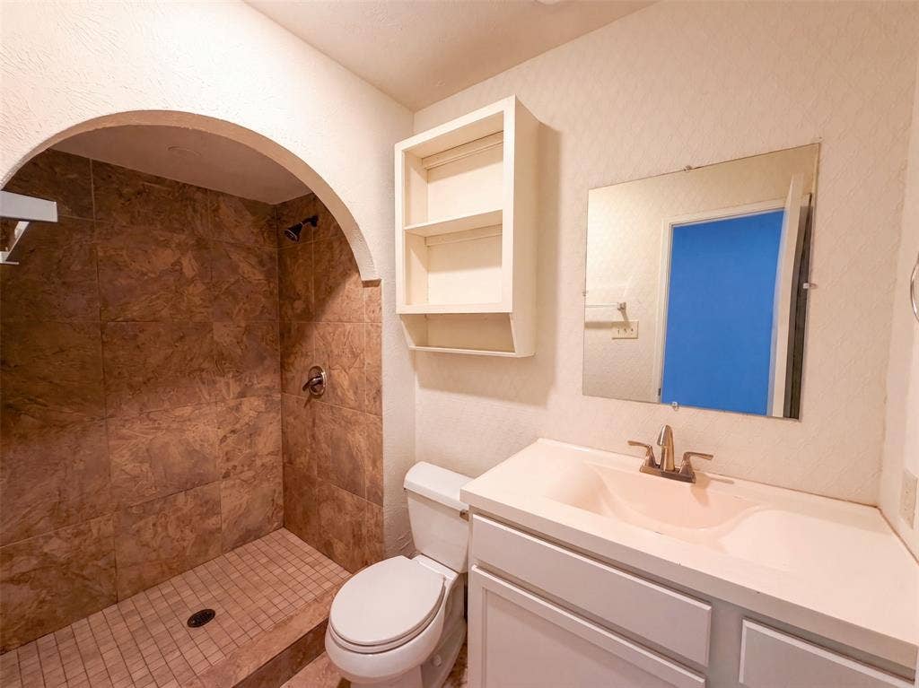 2602 Emberwood Drive, Garland, TX 75043 2602 Emberwood Drive, Garland, TX 75043