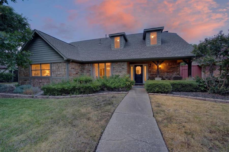 Property photo for 2121 Mcdaniel Circle, Plano, TX