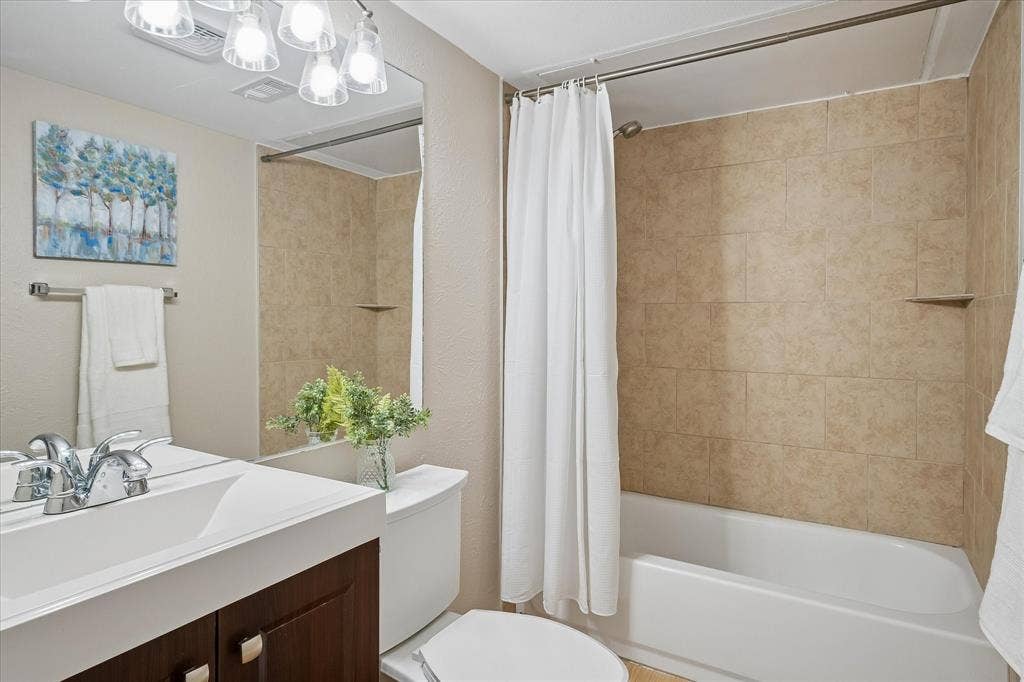 1213 Frio Lane, Garland, TX 75040 1213 Frio Lane, Garland, TX 75040