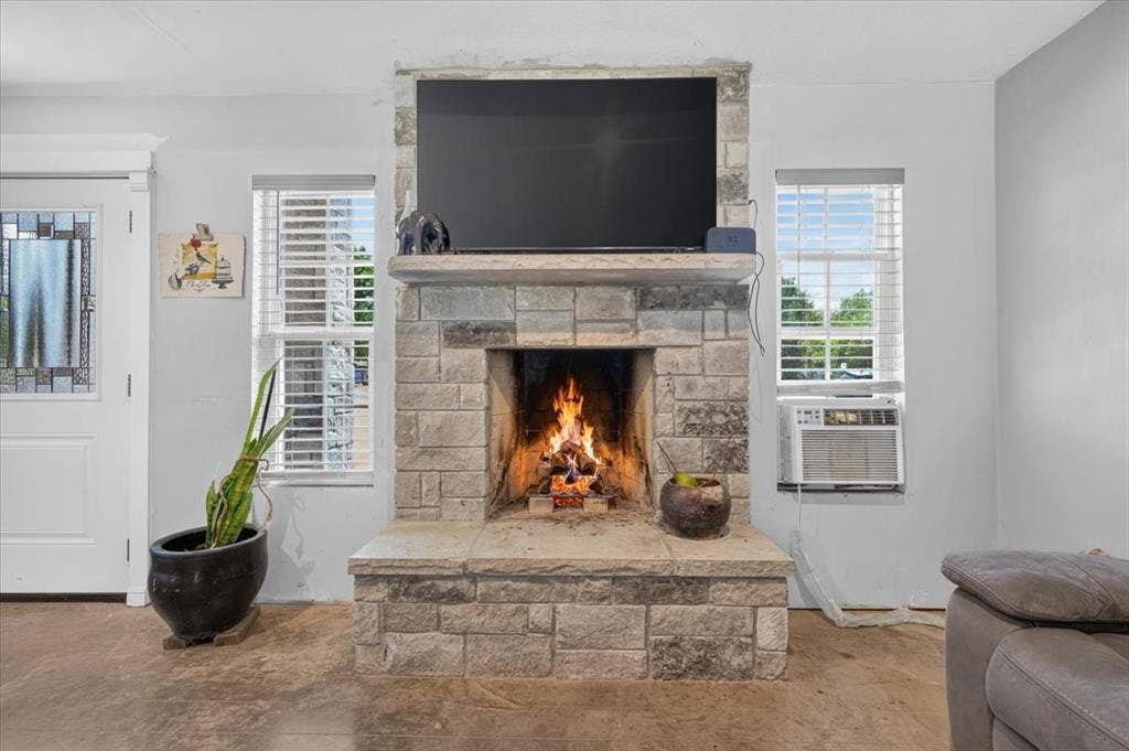 4506 Garden View Drive, Granbury, TX 76049 4506 Garden View Drive, Granbury, TX 76049