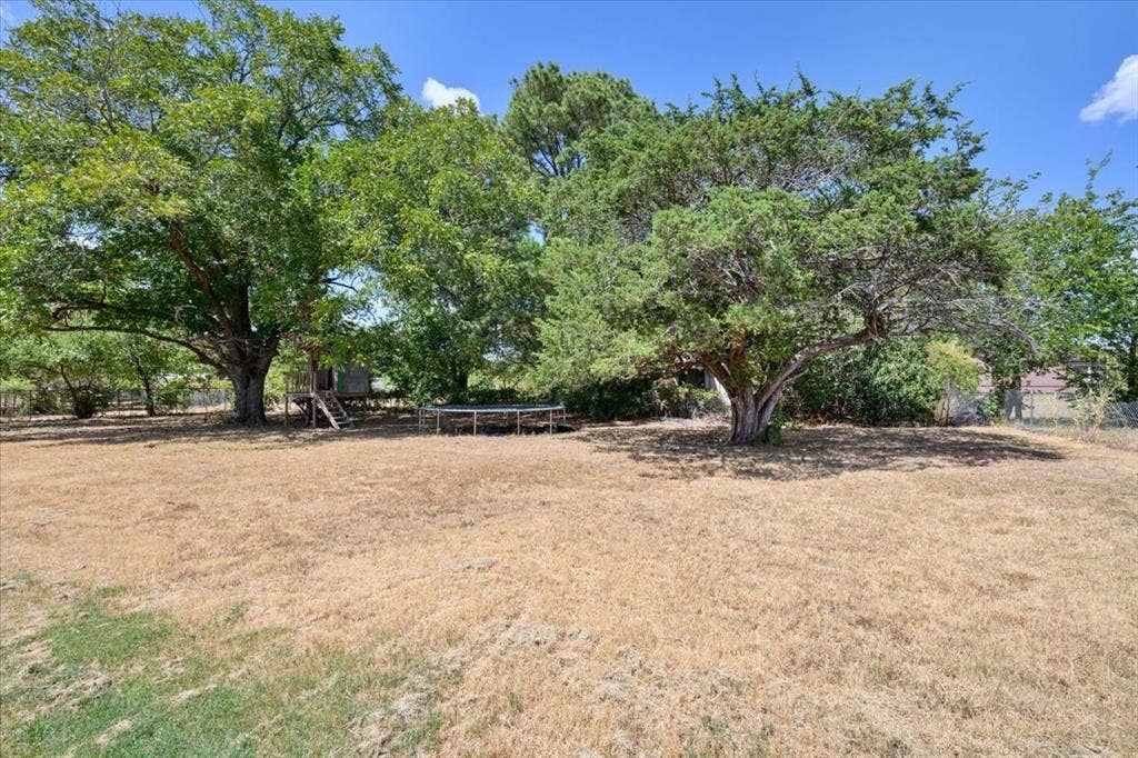 4506 Garden View Drive, Granbury, TX 76049 4506 Garden View Drive, Granbury, TX 76049