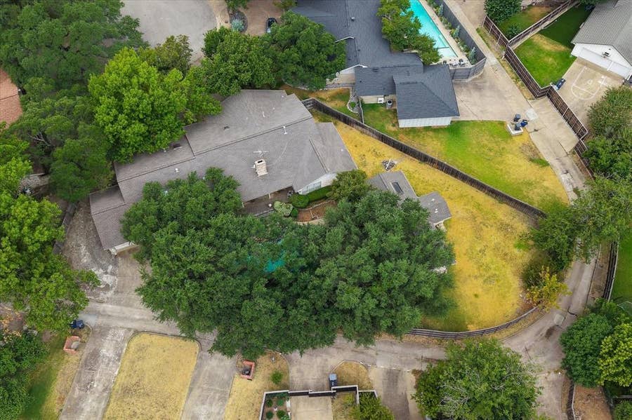 Property photo for 6940 Wildglen Drive, Dallas, TX