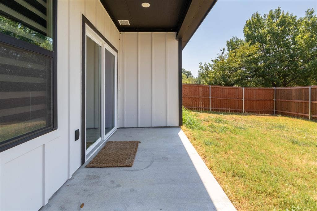 1916 Kimberly Drive, Arlington, TX 76010 1916 Kimberly Drive, Arlington, TX 76010