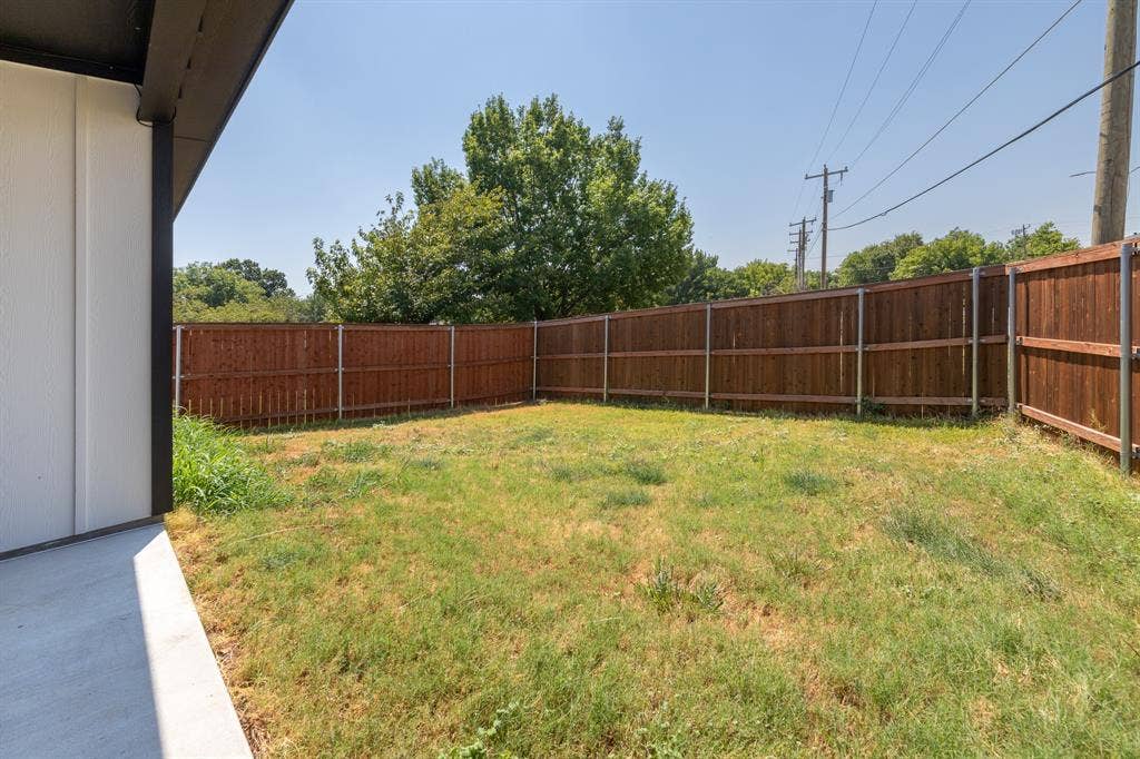 1916 Kimberly Drive, Arlington, TX 76010 1916 Kimberly Drive, Arlington, TX 76010