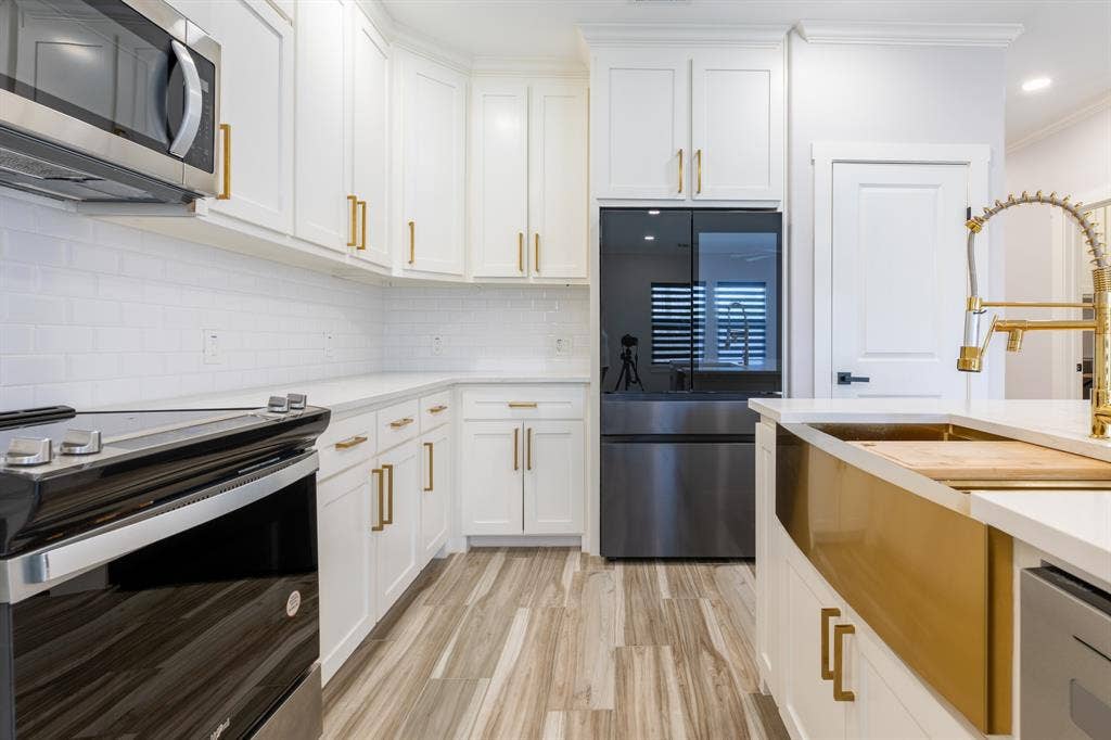 1916 Kimberly Drive, Arlington, TX 76010 1916 Kimberly Drive, Arlington, TX 76010