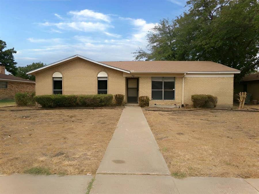 Property photo for 1421 Guildford Street, Garland, TX