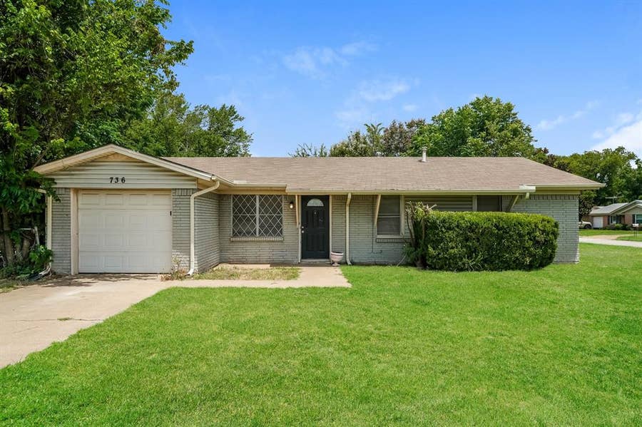 Property photo for 736 Treadwell Drive, Hurst, TX