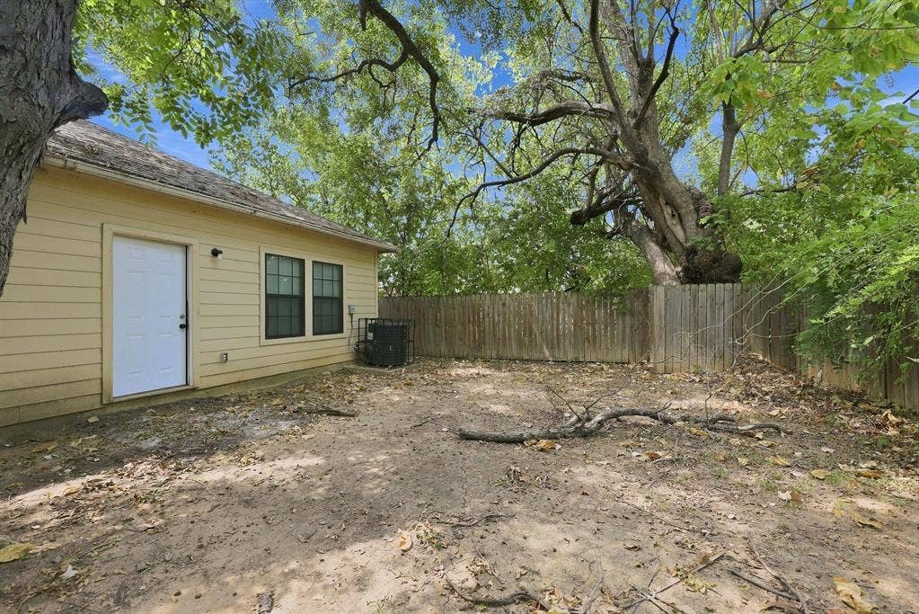 3502 Edgewood Street, Dallas, TX 75215 3502 Edgewood Street, Dallas, TX 75215