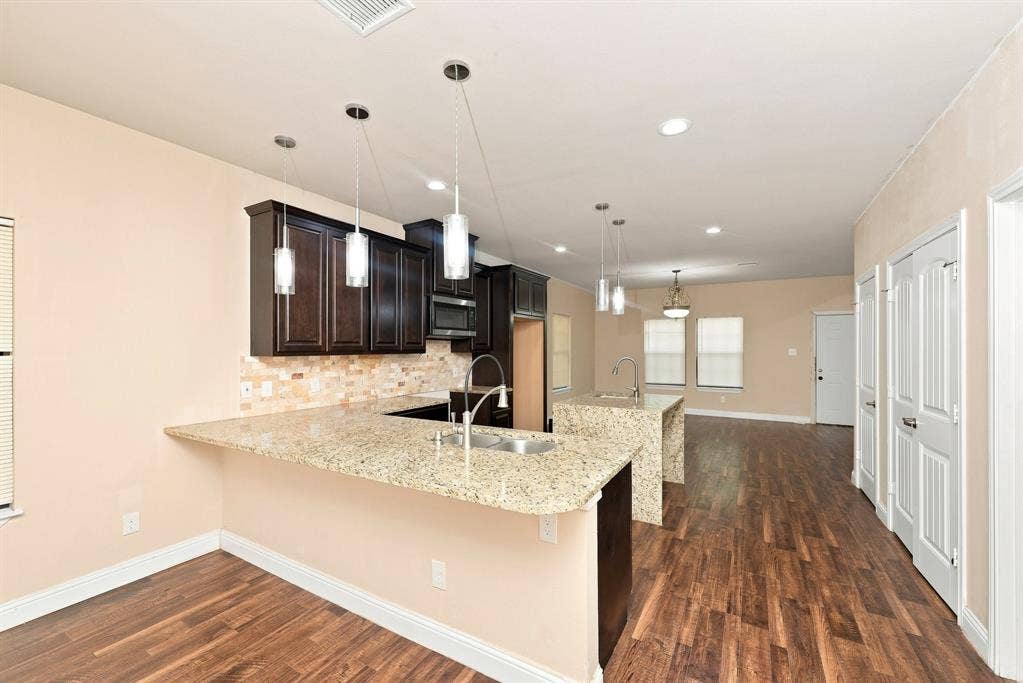 3502 Edgewood Street, Dallas, TX 75215 3502 Edgewood Street, Dallas, TX 75215