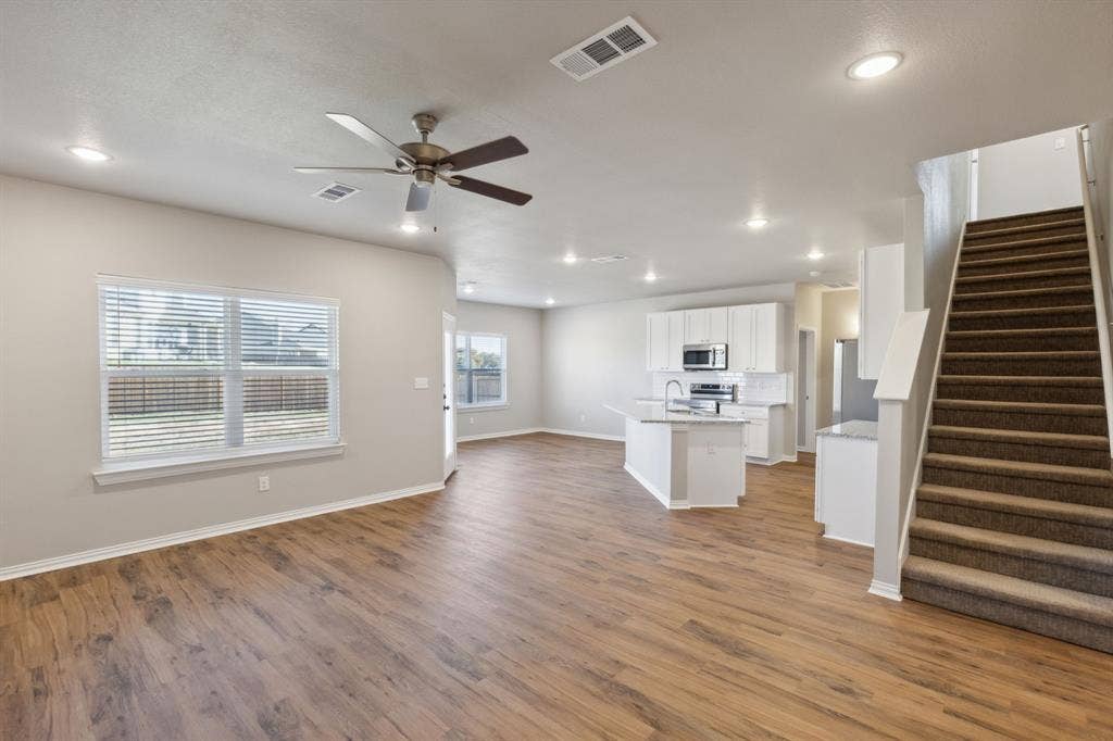712 Taliaferro, Springtown, TX 76082 712 Taliaferro, Springtown, TX 76082