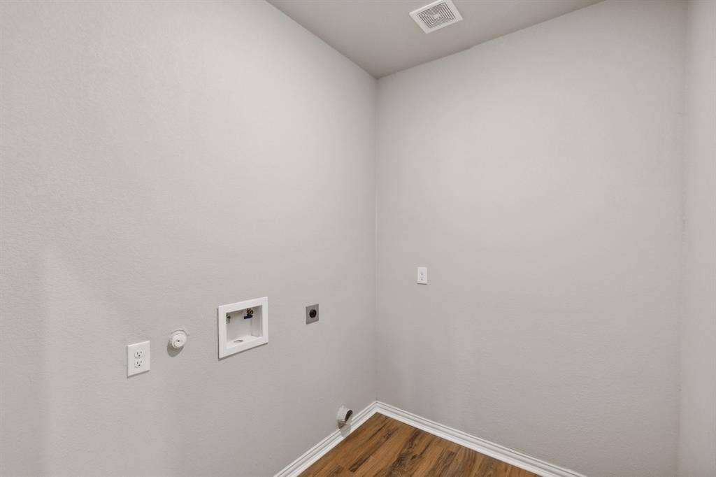 712 Taliaferro, Springtown, TX 76082 712 Taliaferro, Springtown, TX 76082