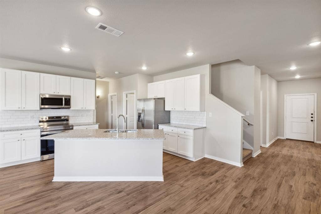 712 Taliaferro, Springtown, TX 76082 712 Taliaferro, Springtown, TX 76082