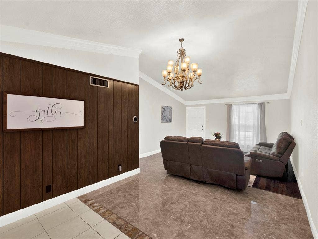 1405 Williamsburg Drive, Plano, TX 75074