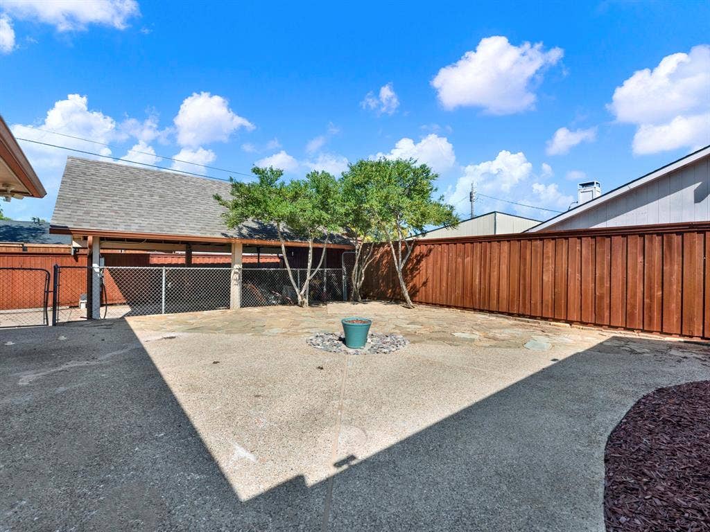 1405 Williamsburg Drive, Plano, TX 75074