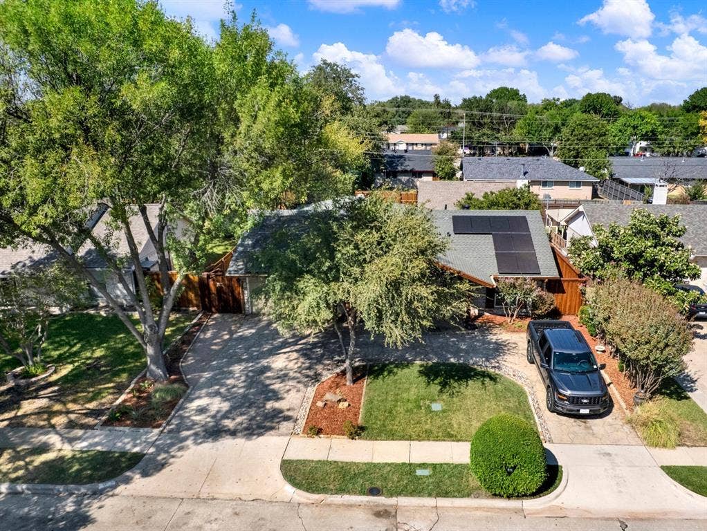 1405 Williamsburg Drive, Plano, TX 75074