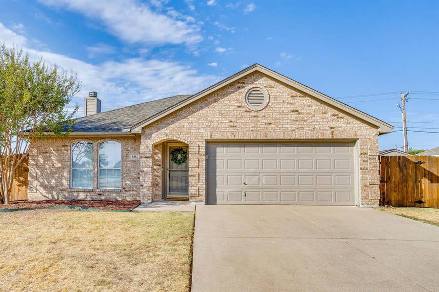 Property photo for 549 Bretts Way, Burleson, TX