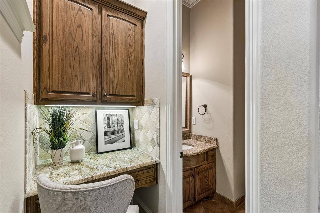 8523 Lakemont Drive, Dallas, TX 75209