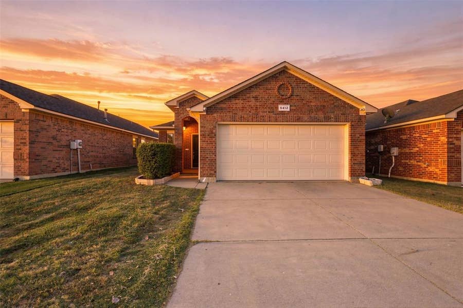 Property photo for 5412 Austin Ridge Drive, Fort Worth, TX