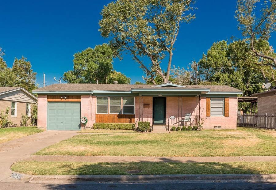 Property photo for 10843 Benbrook Drive, Dallas, TX