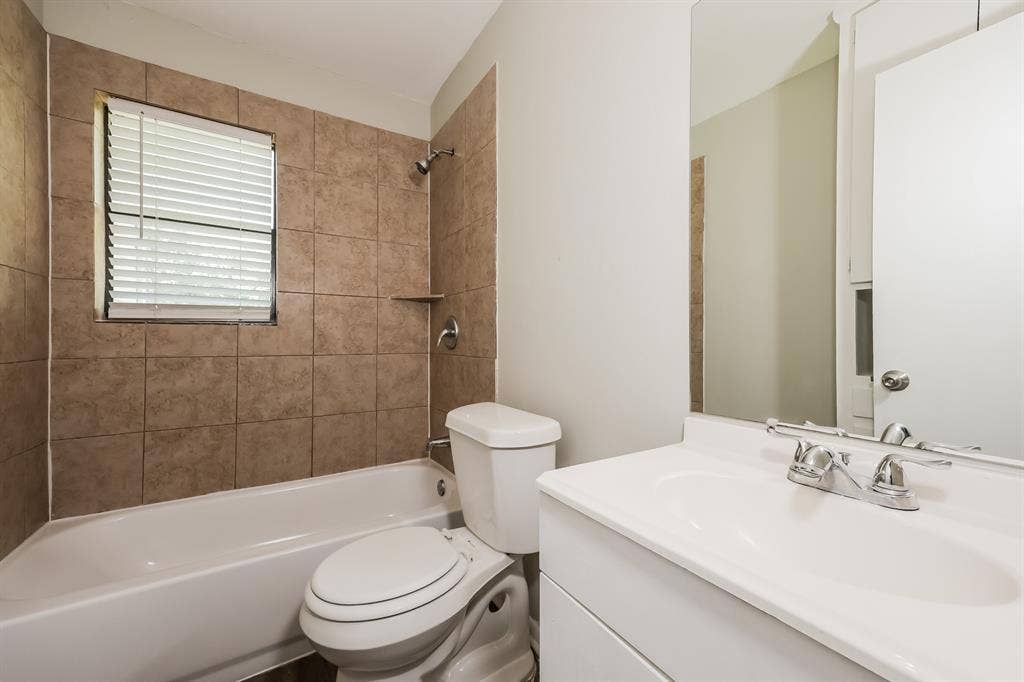720 Emberwood Drive, Dallas, TX 75232