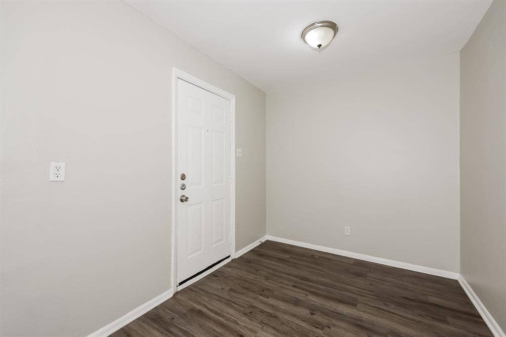 720 Emberwood Drive, Dallas, TX 75232
