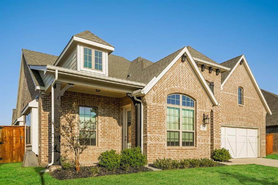 Property photo for 2000 Johnson Road, Mansfield, TX