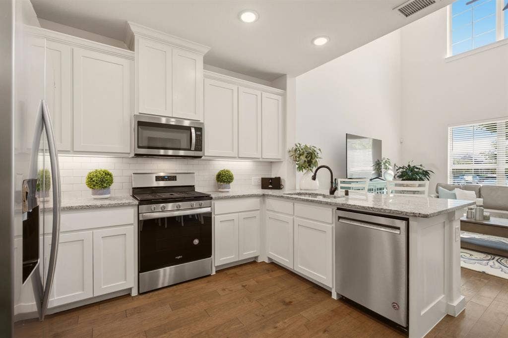 5904 Ridgeline Drive, McKinney, TX 75070 5904 Ridgeline Drive, McKinney, TX 75070
