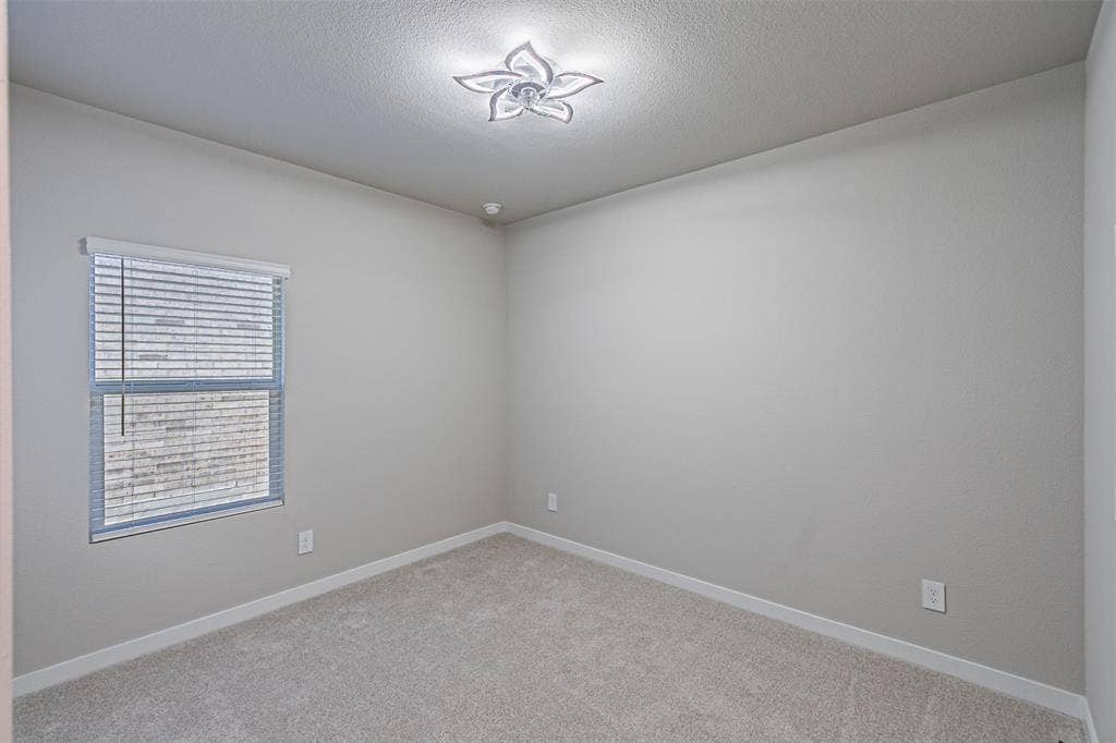 6005 alderton Drive, McKinney, TX 75071 6005 alderton Drive, McKinney, TX 75071