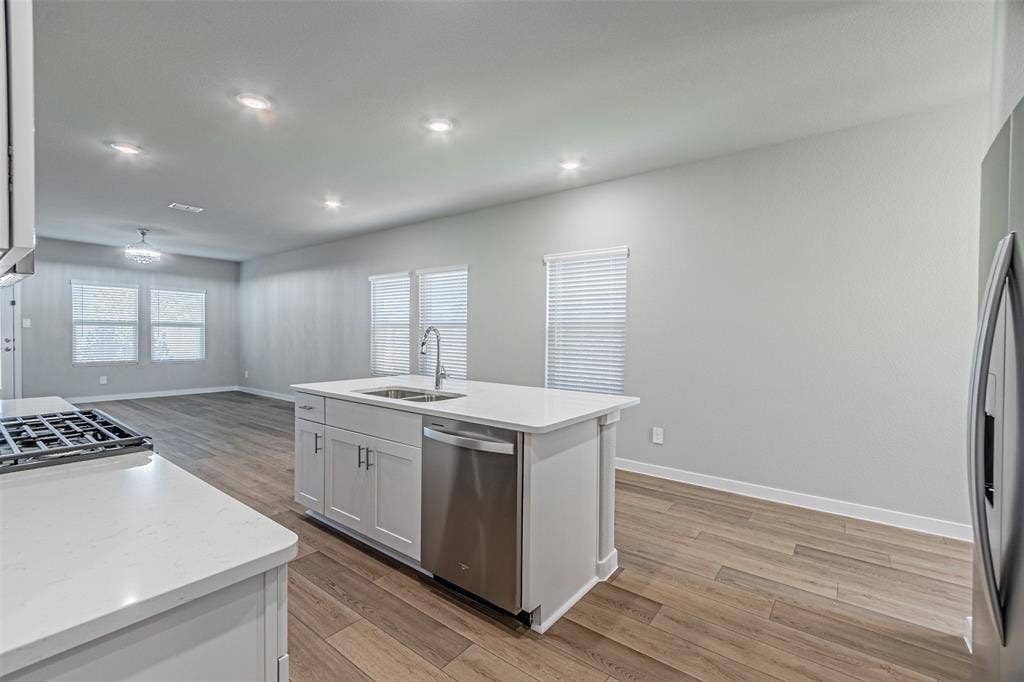 6005 alderton Drive, McKinney, TX 75071 6005 alderton Drive, McKinney, TX 75071