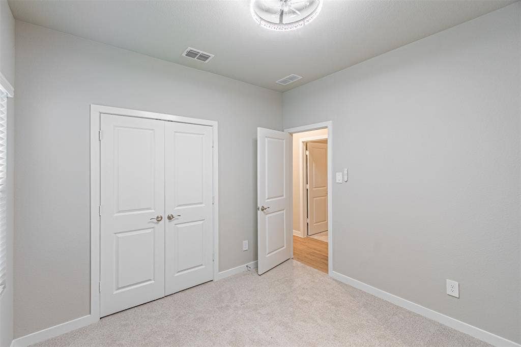 6005 alderton Drive, McKinney, TX 75071 6005 alderton Drive, McKinney, TX 75071