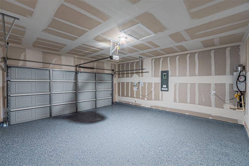 6005 alderton Drive, McKinney, TX 75071 6005 alderton Drive, McKinney, TX 75071