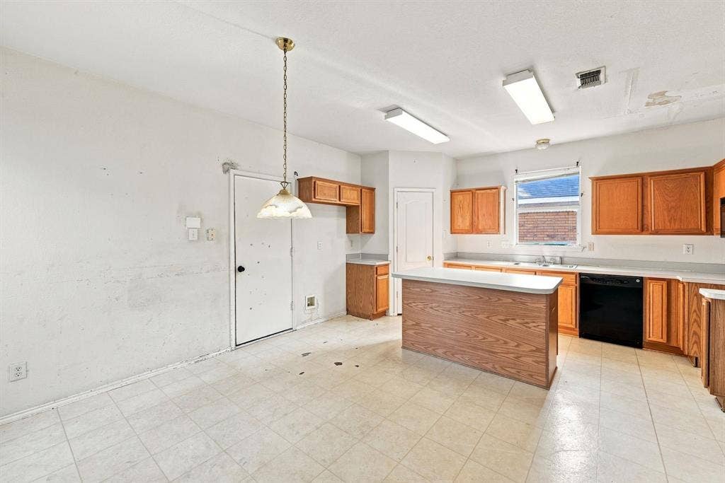 467 Orchard Hill Drive, Cedar Hill, TX 75104 467 Orchard Hill Drive, Cedar Hill, TX 75104