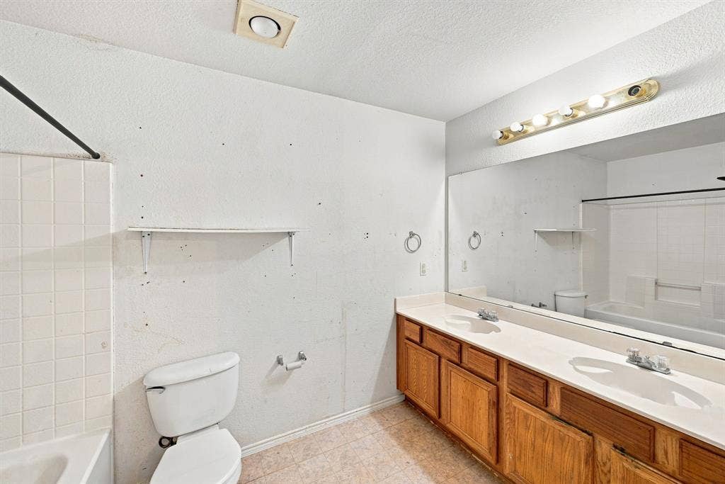 467 Orchard Hill Drive, Cedar Hill, TX 75104 467 Orchard Hill Drive, Cedar Hill, TX 75104