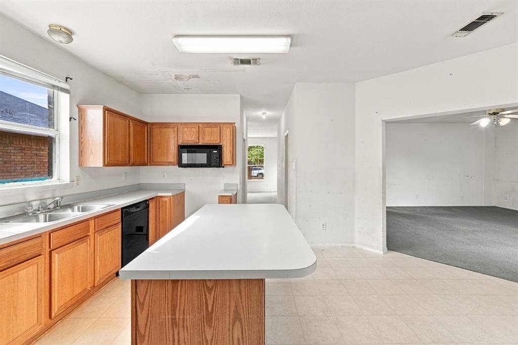 467 Orchard Hill Drive, Cedar Hill, TX 75104 467 Orchard Hill Drive, Cedar Hill, TX 75104