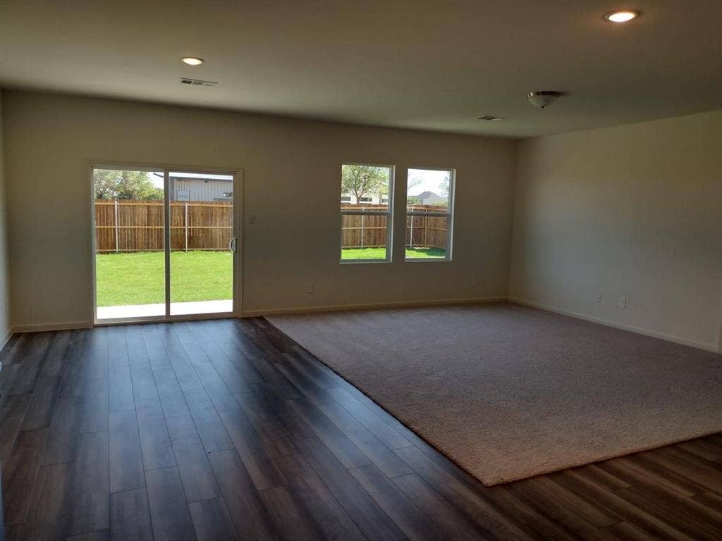 1565 Shadow Hawk Drive, Fort Worth, TX 76052