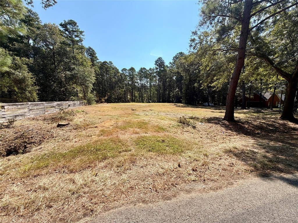 18084 Deer Trail, Flint, TX 75762 18084 Deer Trail, Flint, TX 75762