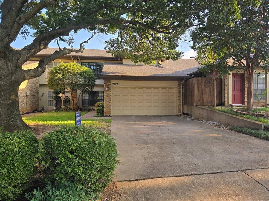 Property photo for 2022 Brookside Drive, Grapevine, TX