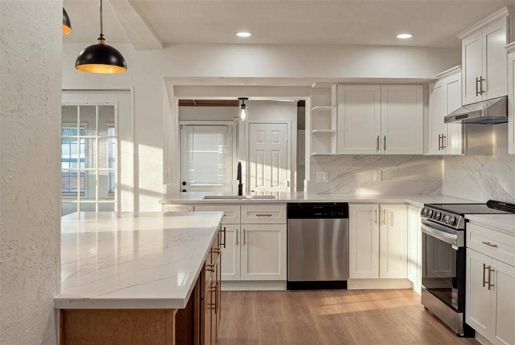 3509 Wildwood Circle, Plano, TX 75074 3509 Wildwood Circle, Plano, TX 75074
